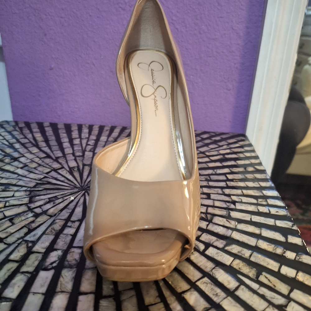 Shoes - Picture 2 of 3
